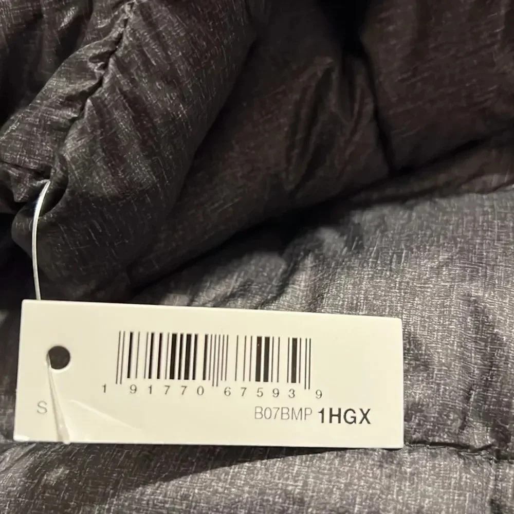 Amazon Essentials Coat - Picture 14 of 15